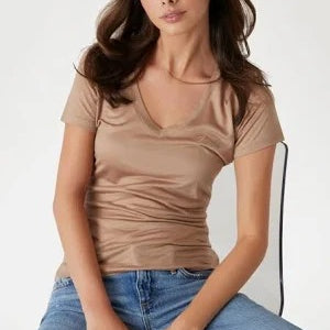 Guess T-shirt Scollo a V