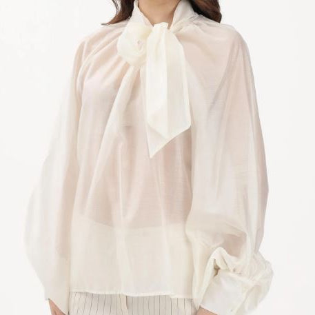 Vicolo Blusa con Fiocco e Manica a Sbuffo