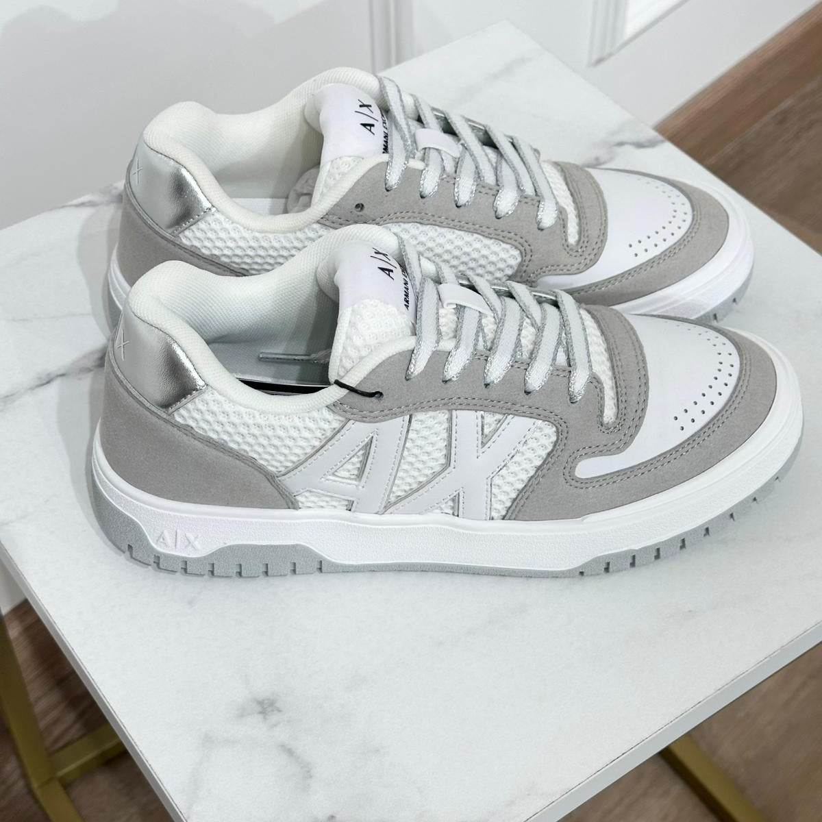 Armani Exchange Sneakers in Pelle Con Lacci Colorati