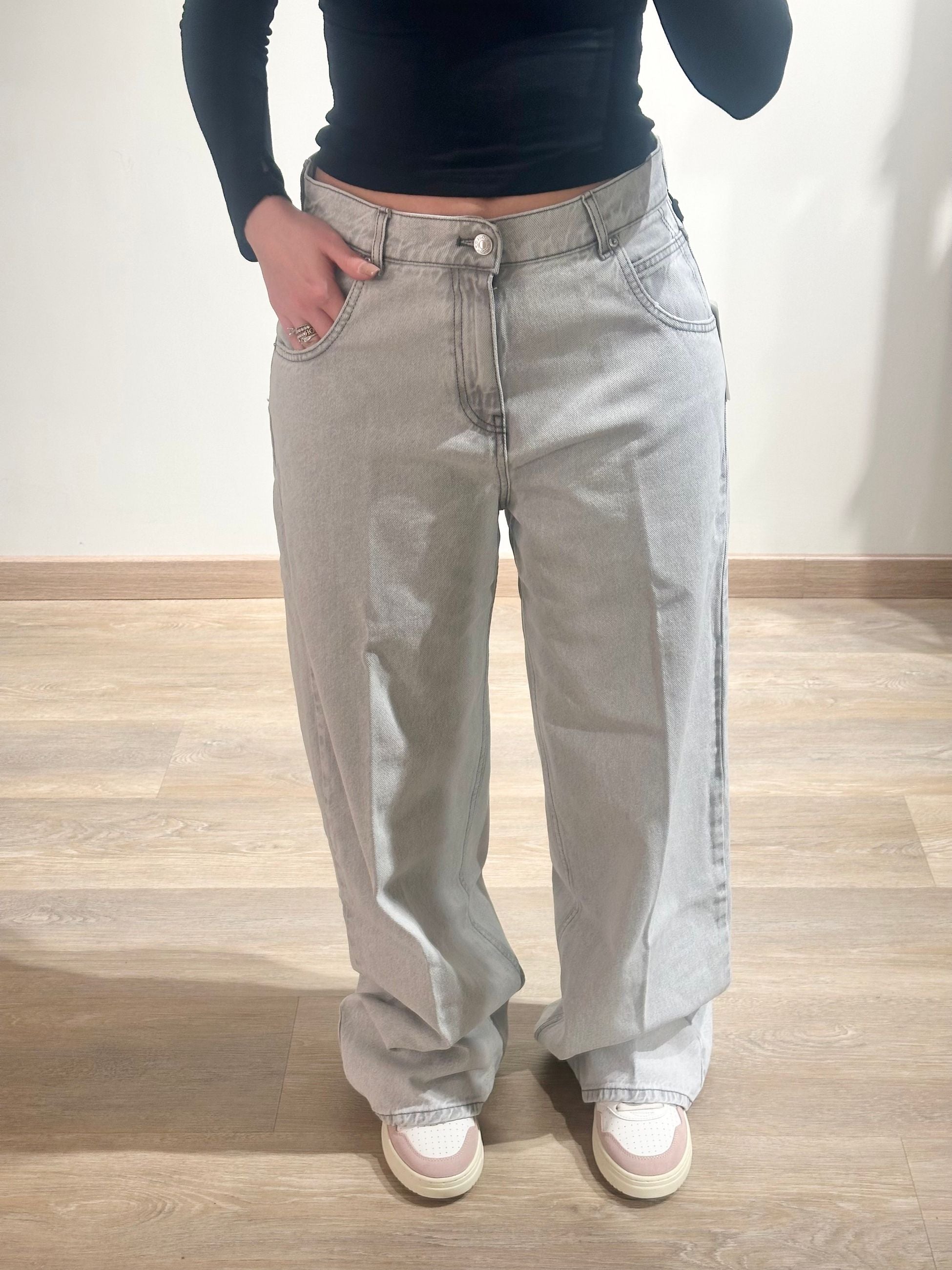 Vicolo Jeans Mia a Gamba Larga 
Grigio