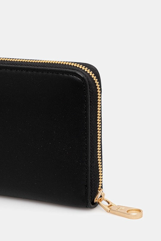 Calvin Klein Portafoglio con Cerniera lunga con monogramma in Rilievo 
Nero