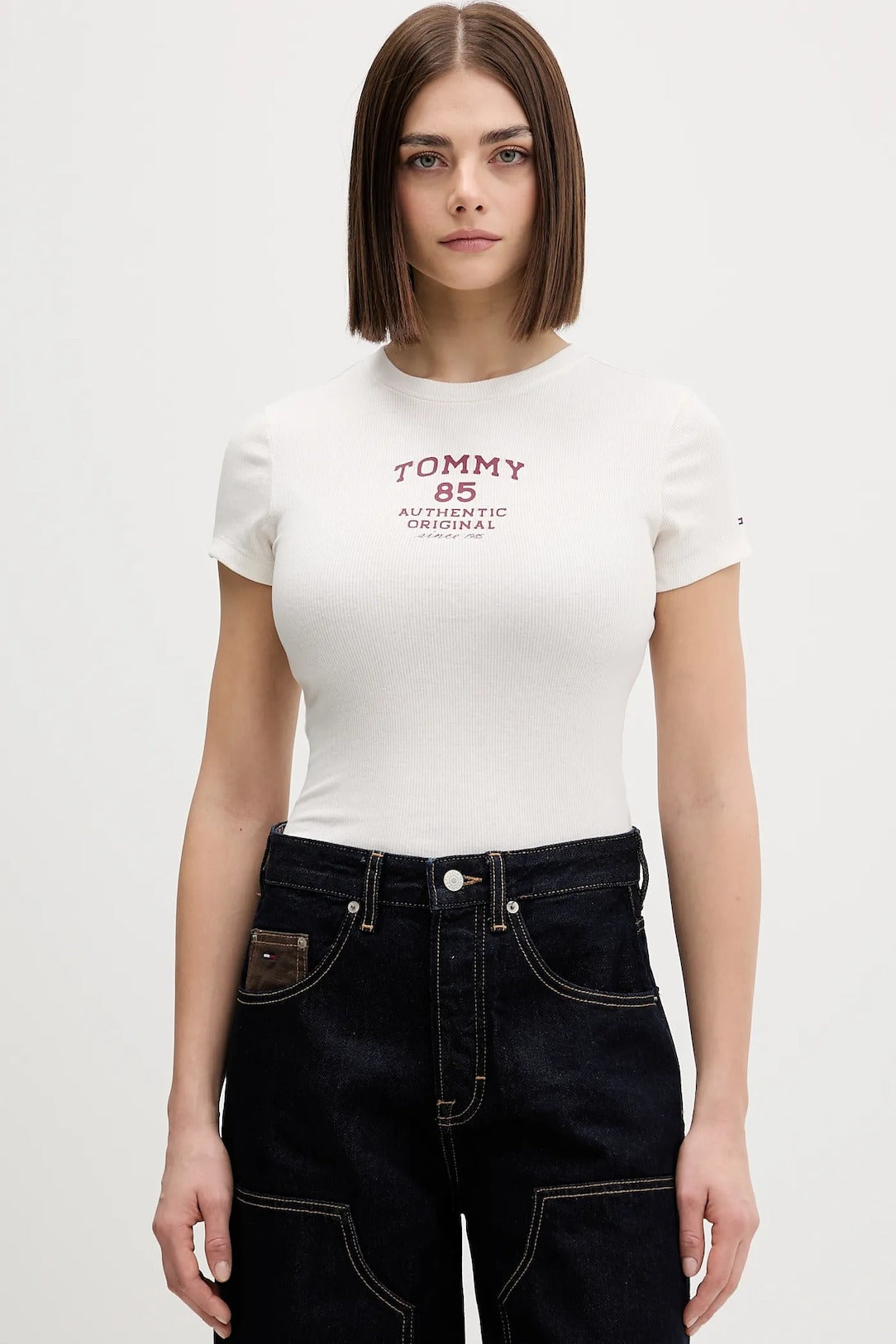 Tommy Jeans T-shirt Slim Fit a Coste con Logo