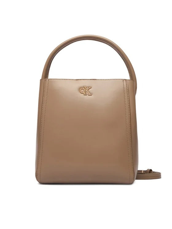 Calvin Klein Tote con Elementi Metallici con Logo Monogramma
