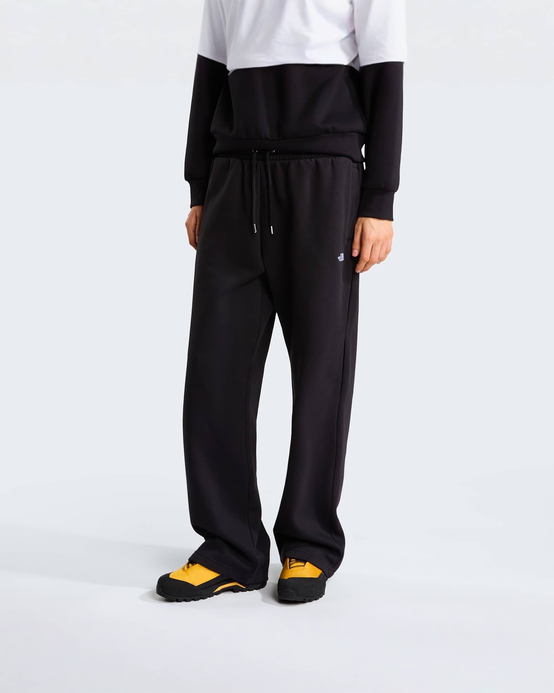 The North Face  Joggers TNF™ Essential Simple Dome Relaxed Straight
