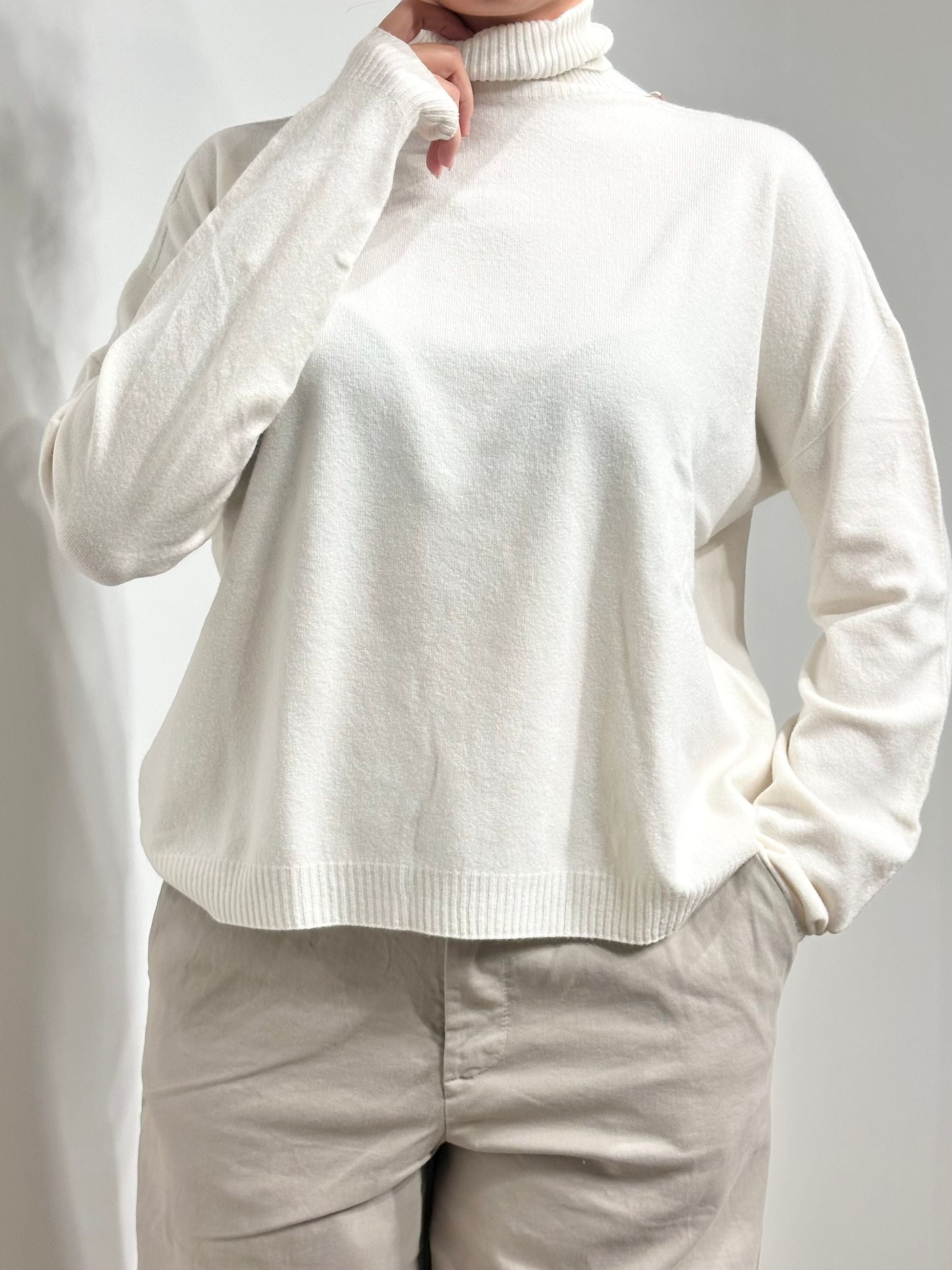 Le Streghe Maglia Dolcevita
