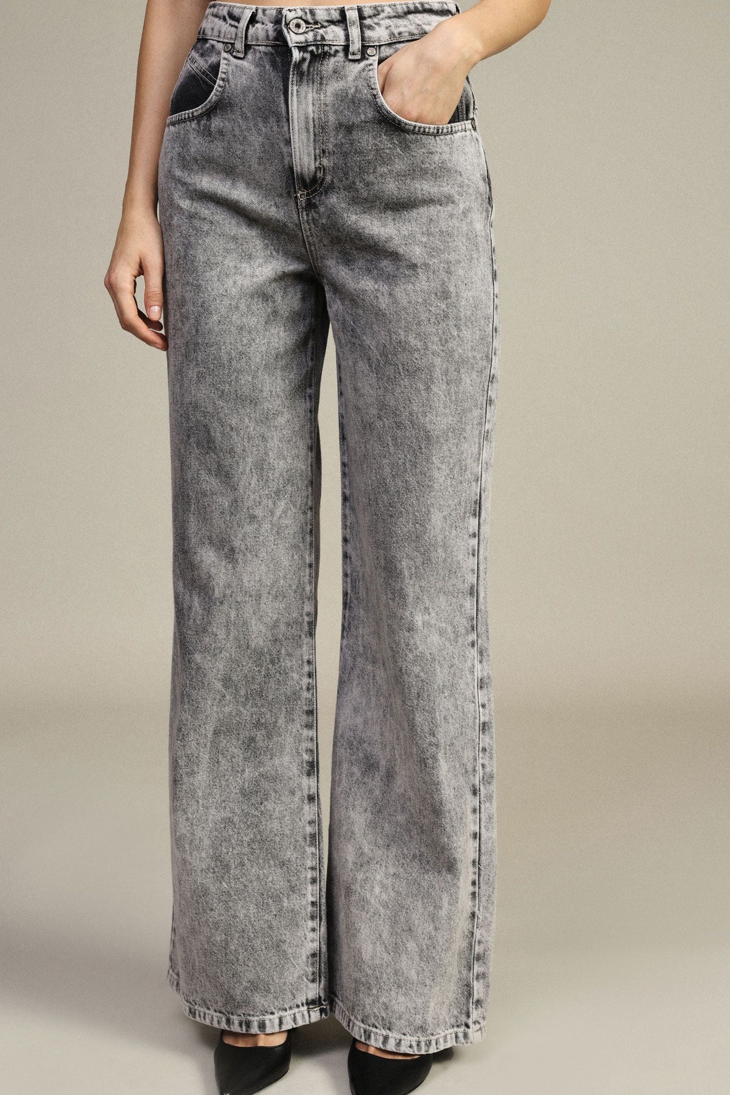 Dixie Jeans a Gamba Larga Vita Alta Effetto Delavé
Grigio