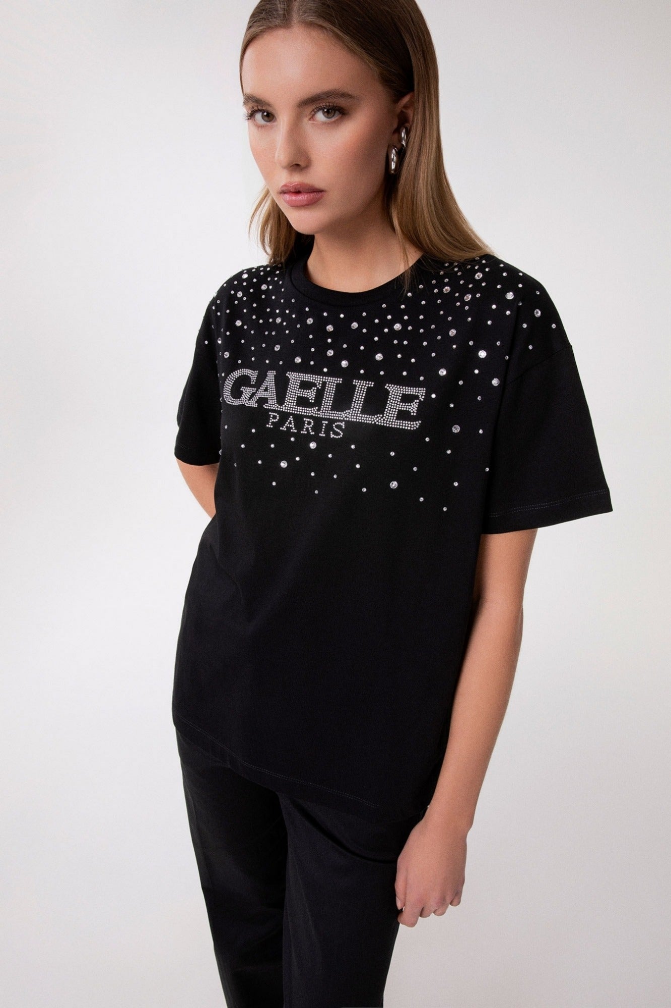 Gaelle Paris T-shirt Paricollo Mezza Manica con Strass Nero