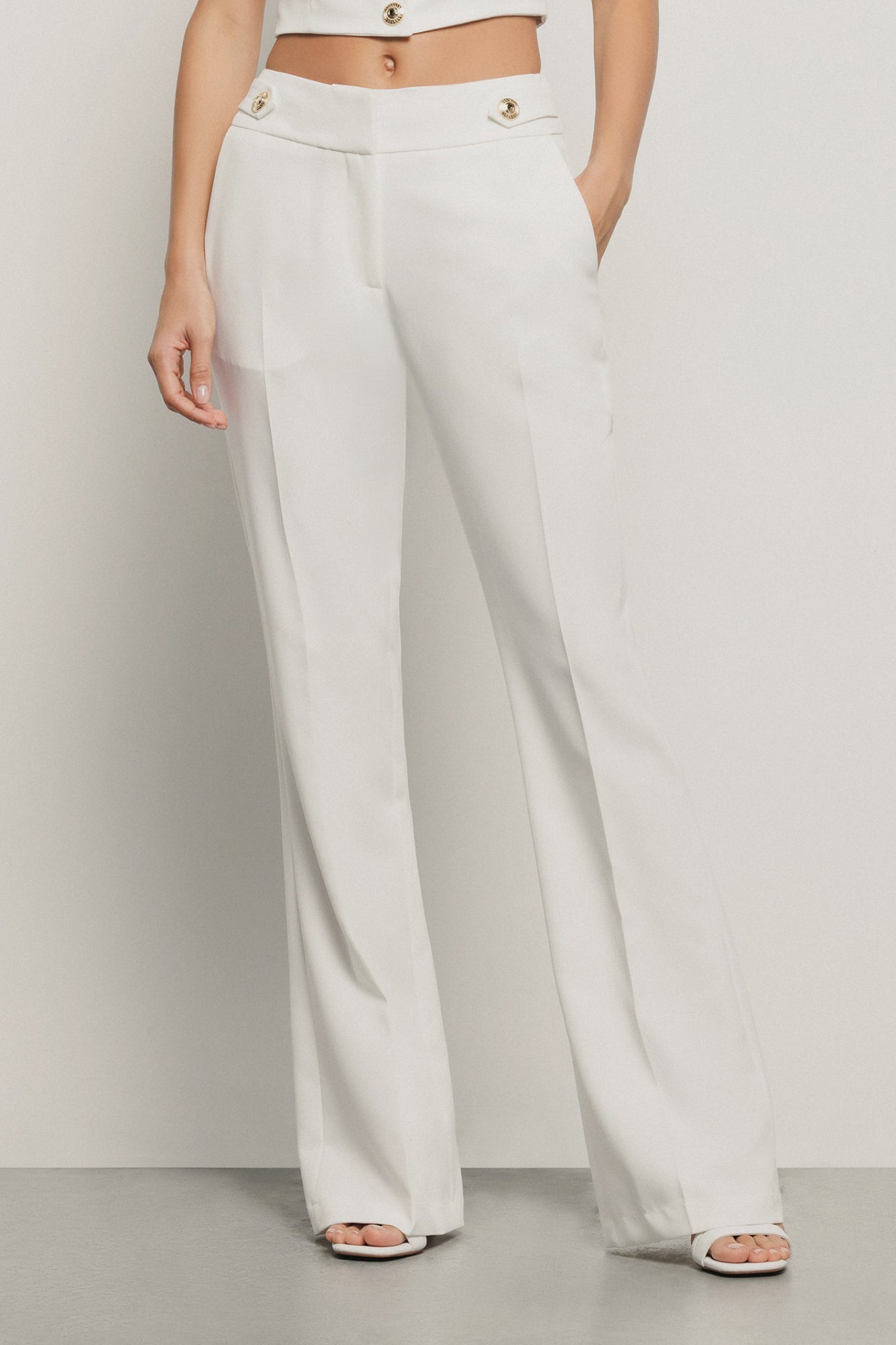 Gaelle Pantalone a Trombetta in Cady Beige