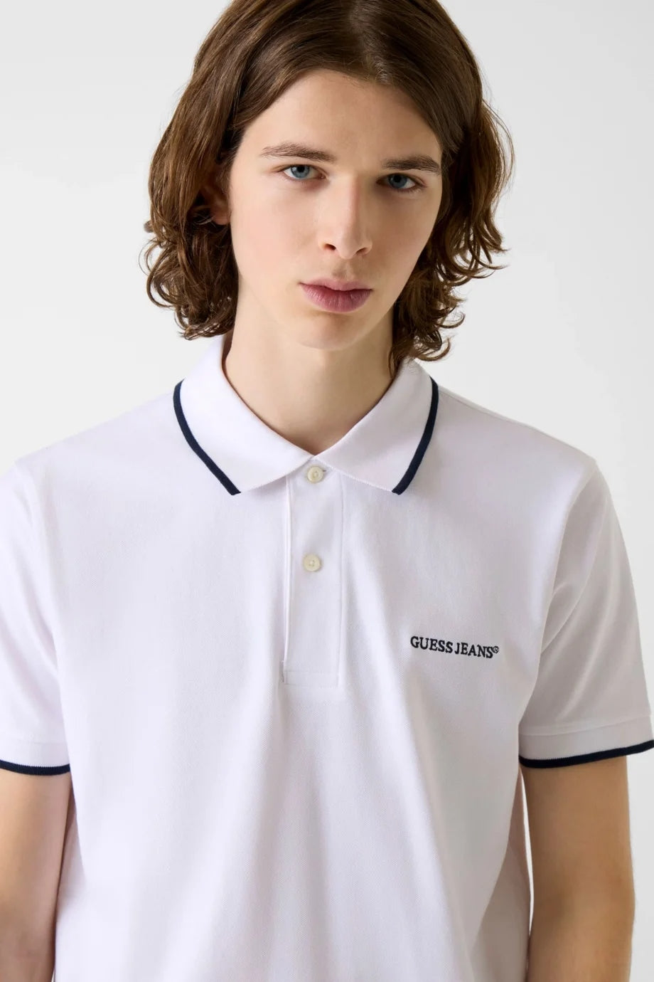 Guess Polo con Logo e Colletto a Contrasto
Bianco