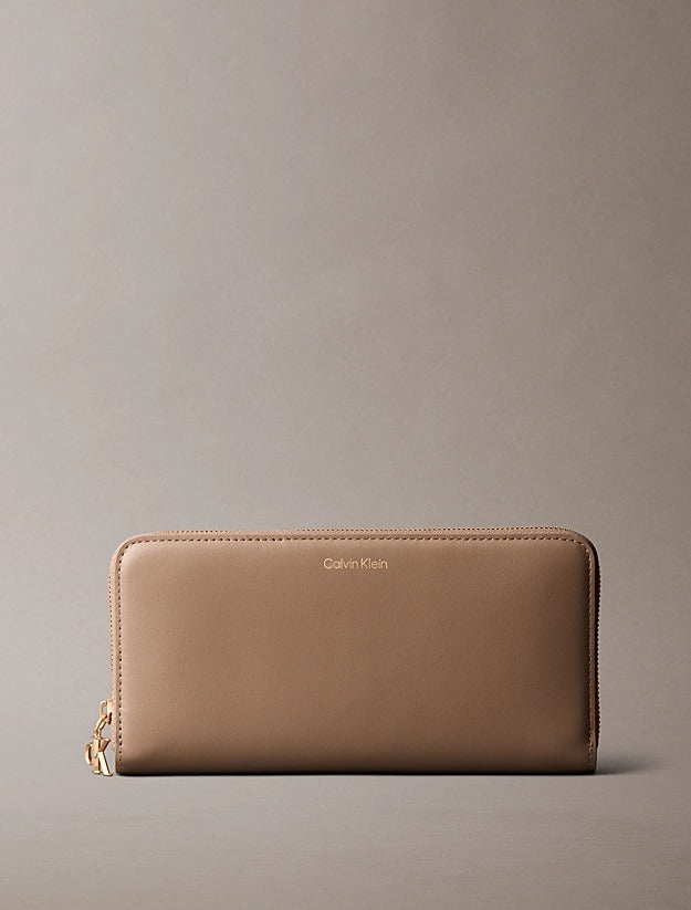 Calvin Klein Portafoglio a Libro Rfid Morbido al Tatto