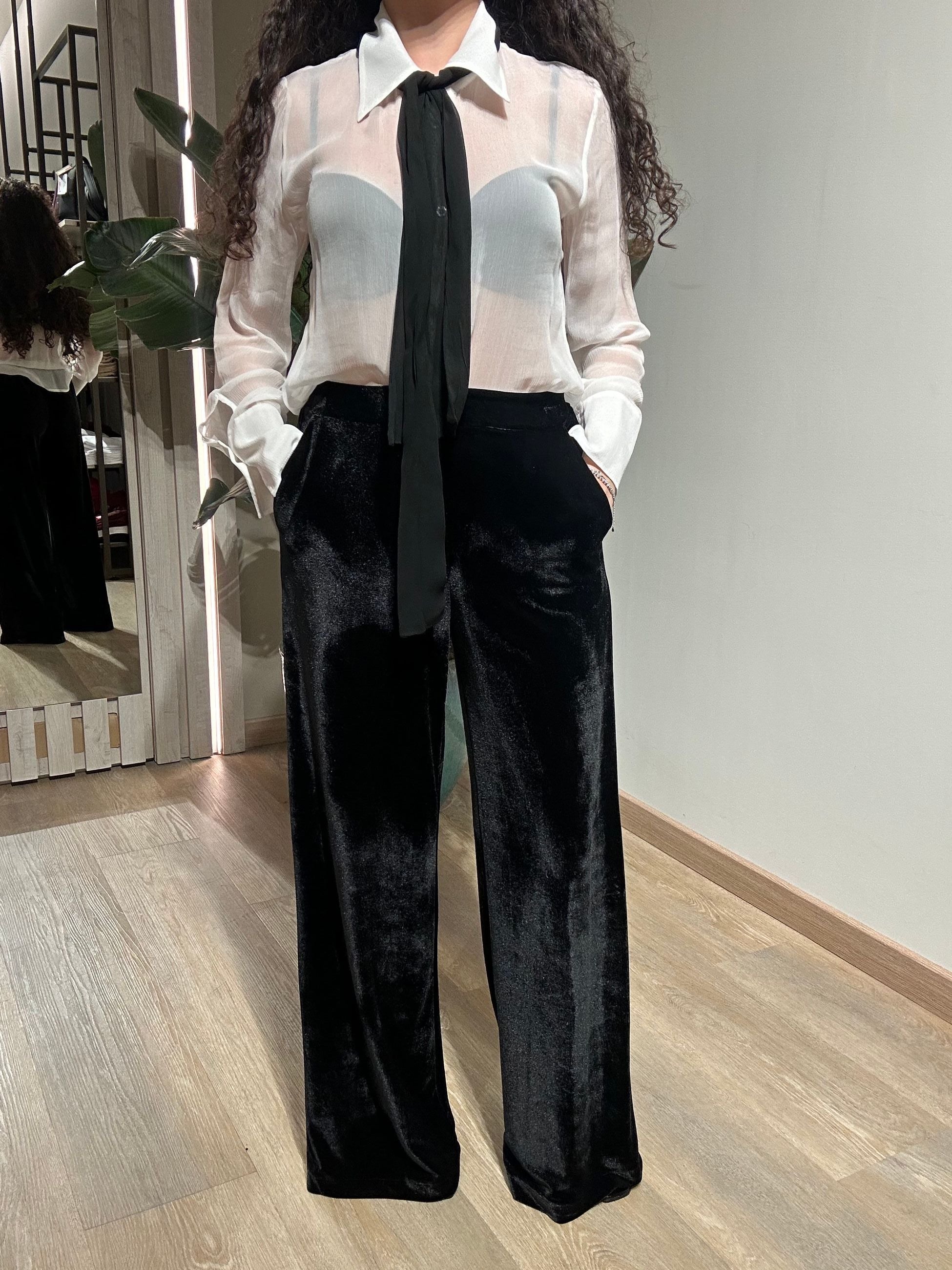 Le Streghe Pantalone in Ciniglia Nero