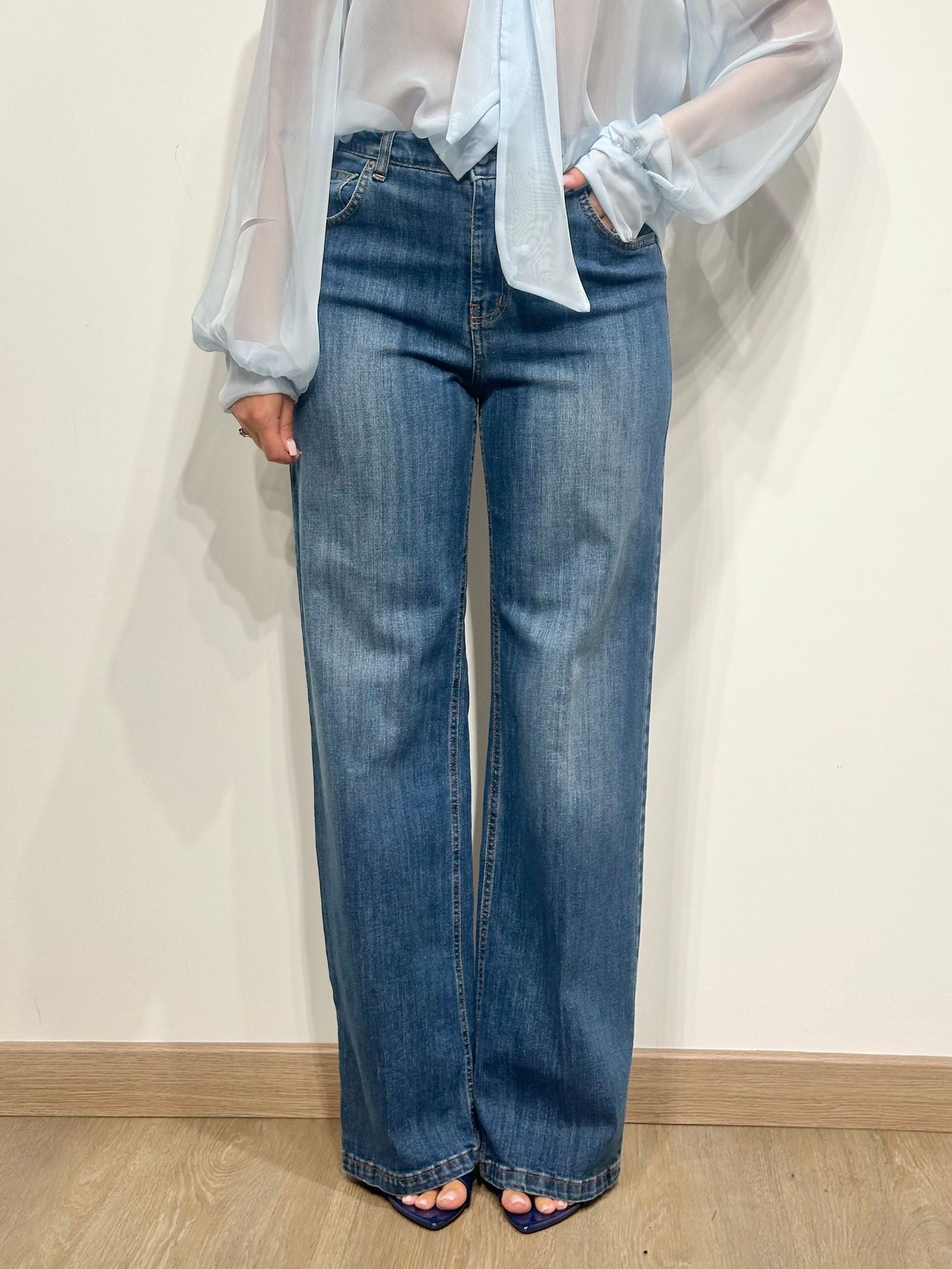 Le Streghe Jeans Gamba Larga  Blù
