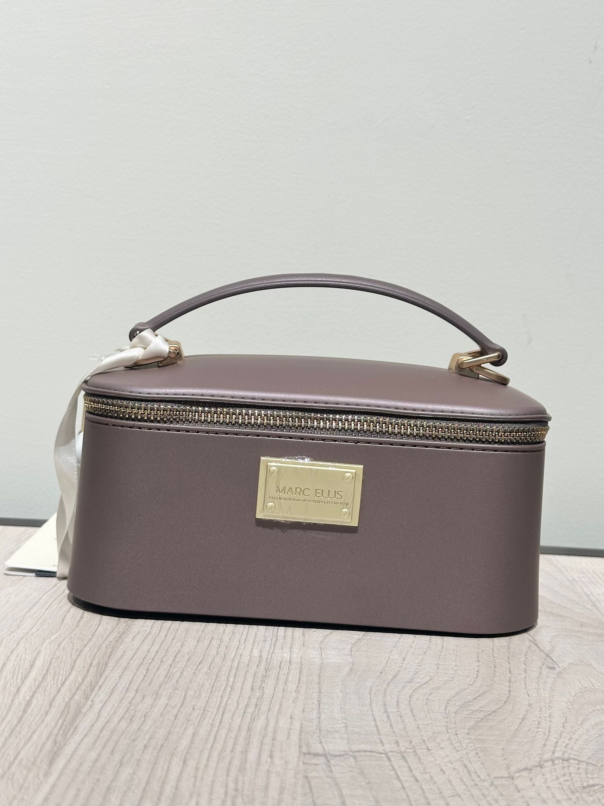 Marc Ellis Borsa