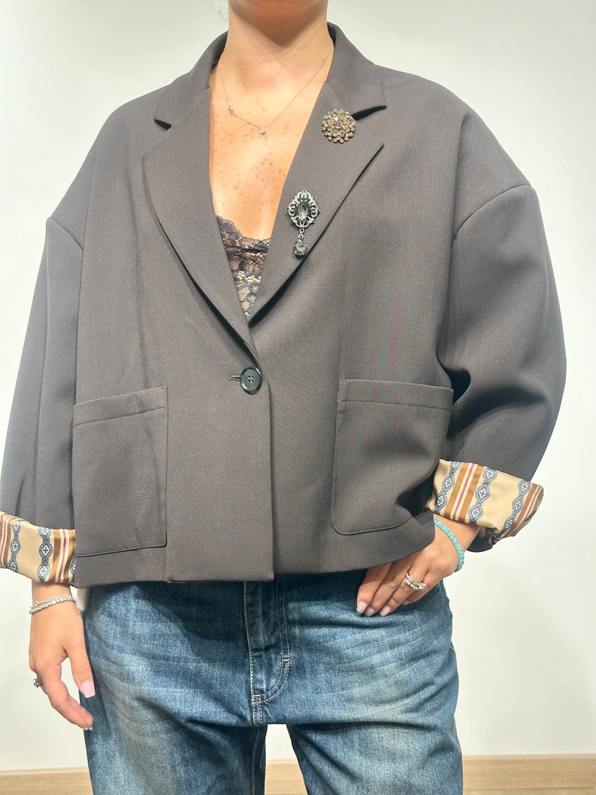 Dixie Giacca Corta con Spille Gioiello Marrone