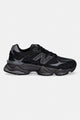 New Balance Sneakers Modello 9060 con Tallone Ammortizzante Nero