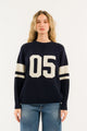 Kontatto Maglione Intarsio "05" in Stile Varsity Blu