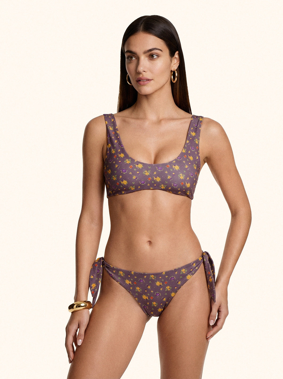 Me fui Bikini Top Fisso con Slip Regolabile Coprente
Bordeaux