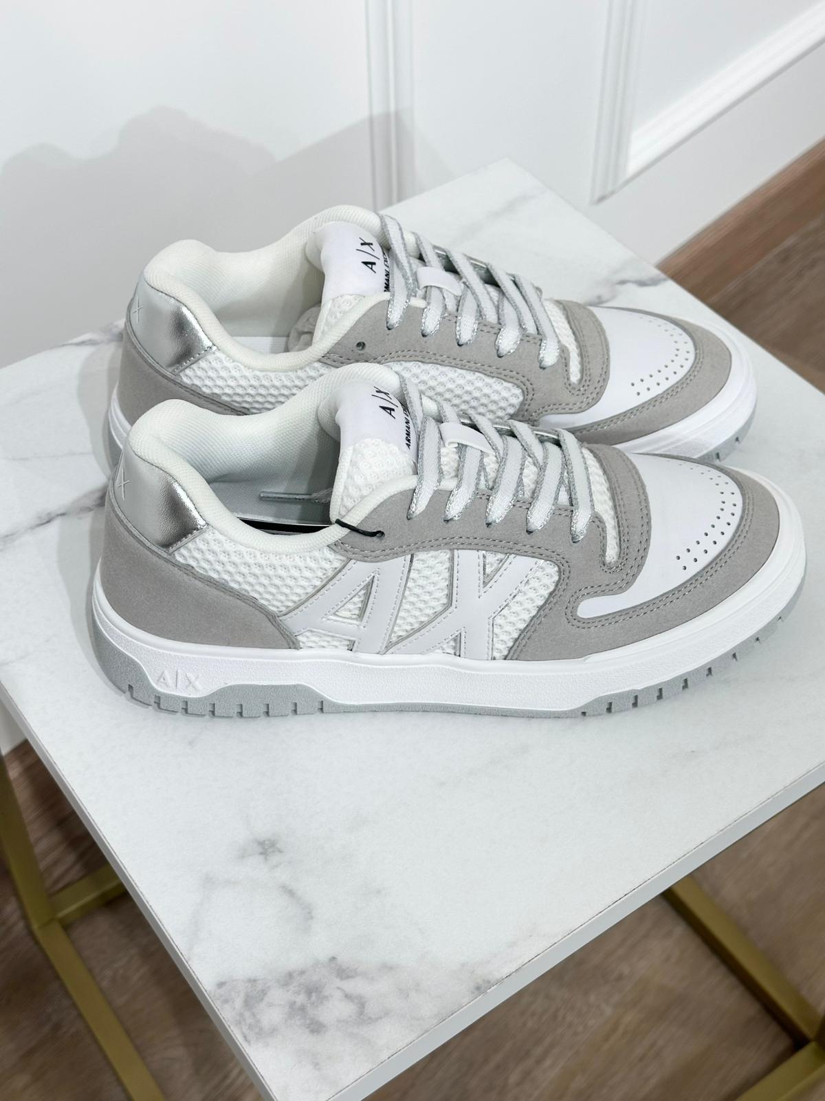 Armani Exchange Sneakers in Pelle Con Lacci Colorati