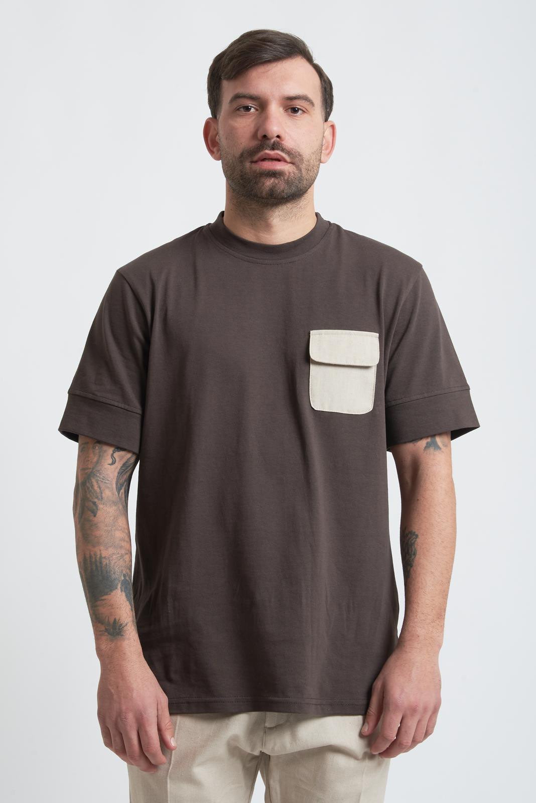 Arik Denim T-shirt Basica con Tasca sul Petto