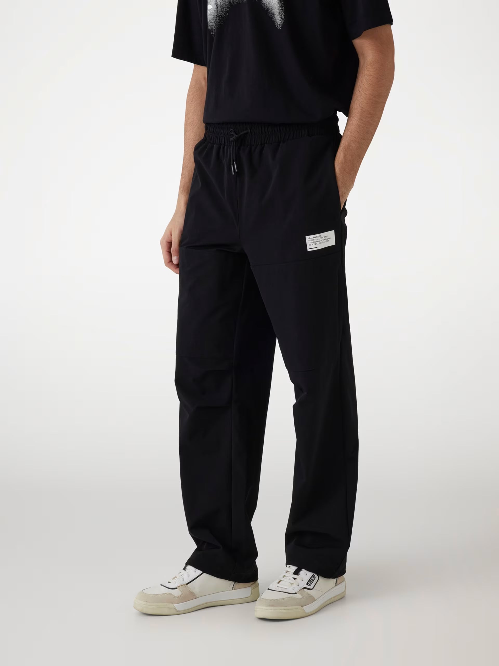 Guess Pantaloni Cargo Gamba Ampia Nero