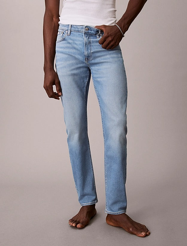 Calvin Klein Jeans Slim Tapered 
Blù