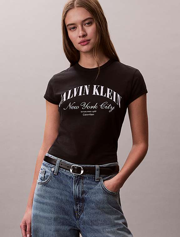 Calvin Klein Jeans T-shirt Classica con Maxi Logo