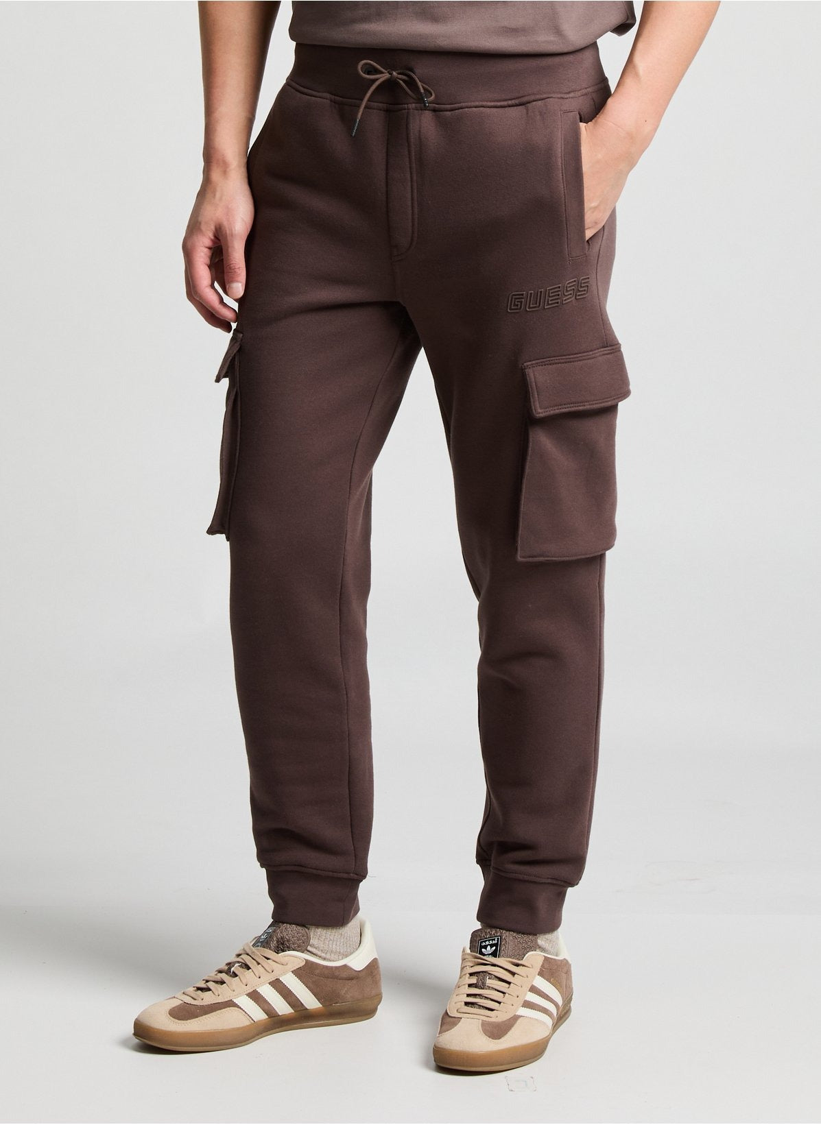 Guess Pantaloni della Tuta Adwin con Tasconi