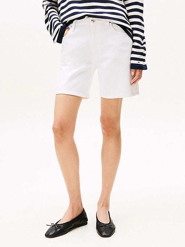 Tommy Hilfiger Shorts a Vita Media in Denim Bianco