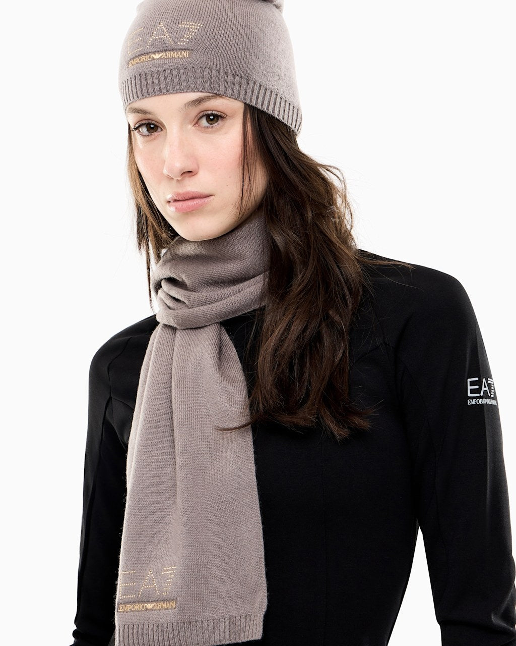 Armani EA7 Set Berretto e Sciarpa Evolution in Maglia con Logo