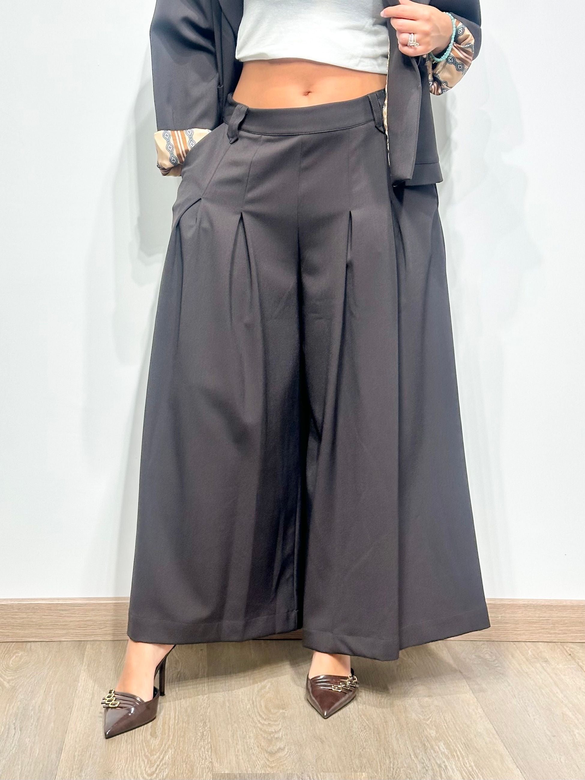 Dixie Pantalone Palazzo con Piegoni sul Davanti
Marrone