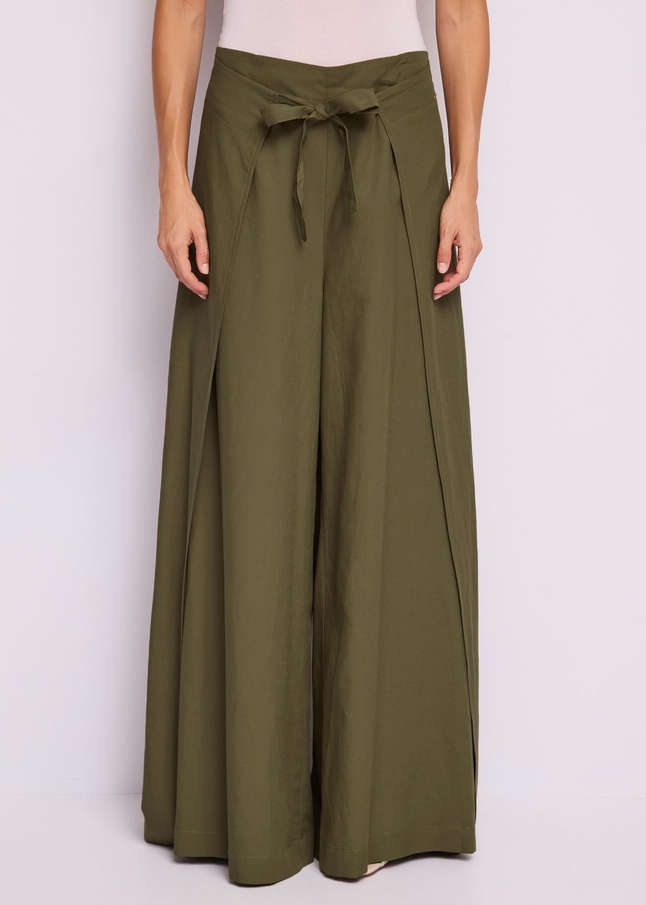 Gaudì Pantaloni Verdi in Lino con Nodo