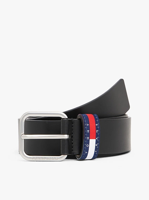 Tommy Jeans Cintura Ryan in Pelle con Logo e Distintivo
Nero