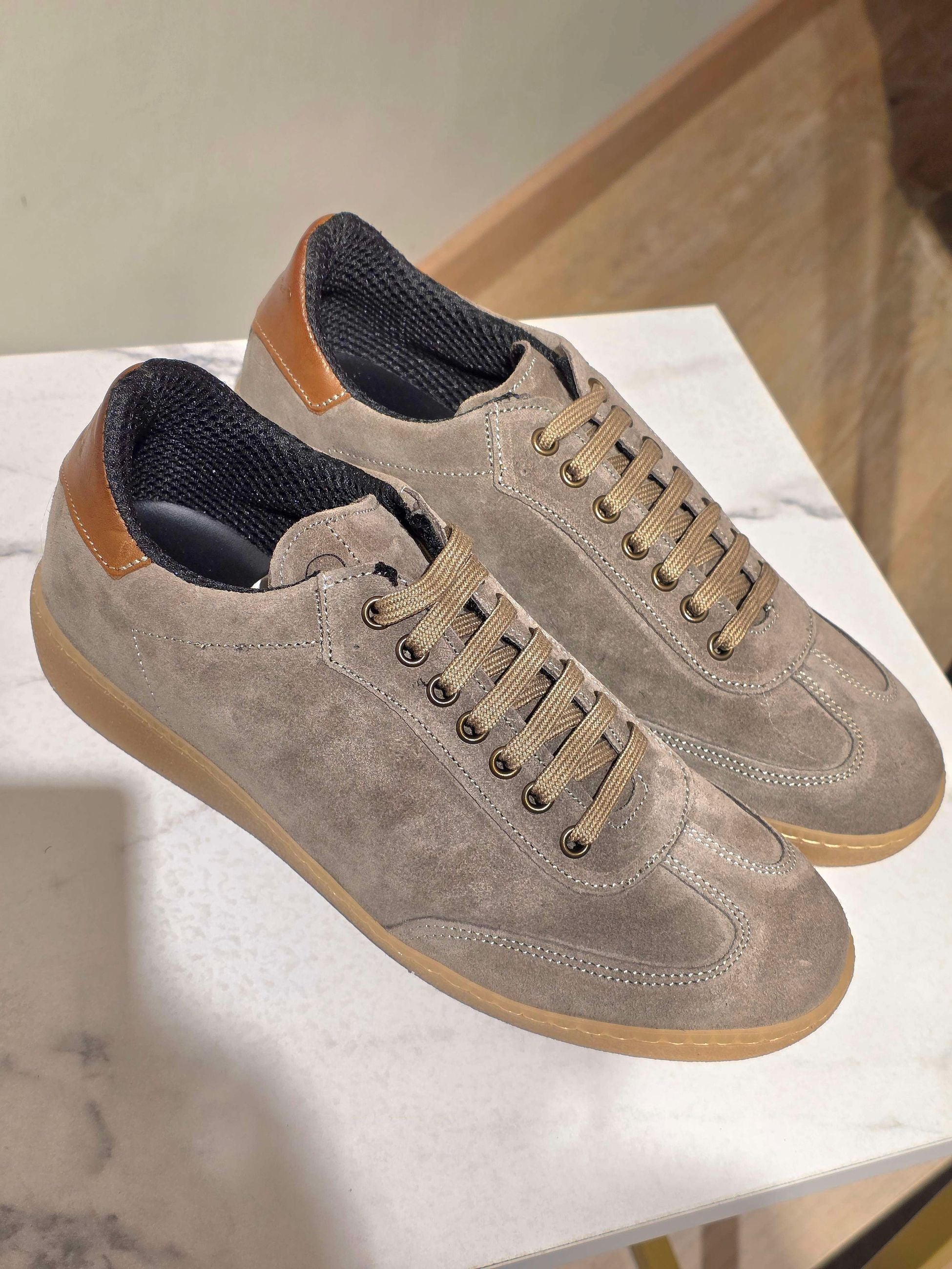 OVER/D Sneakers in Vera Pelle