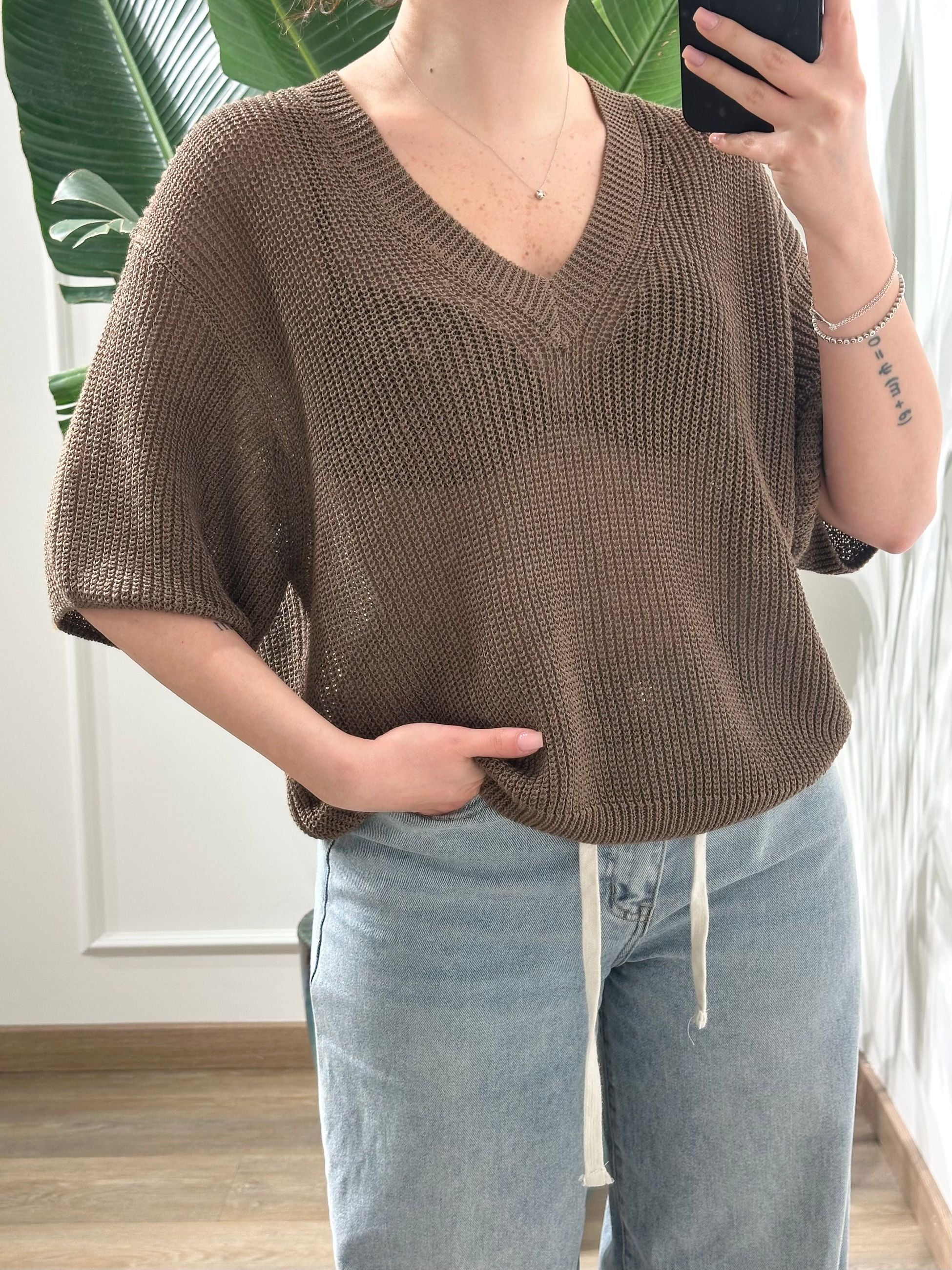 Le Streghe Maglia Scollo V 
Marrone