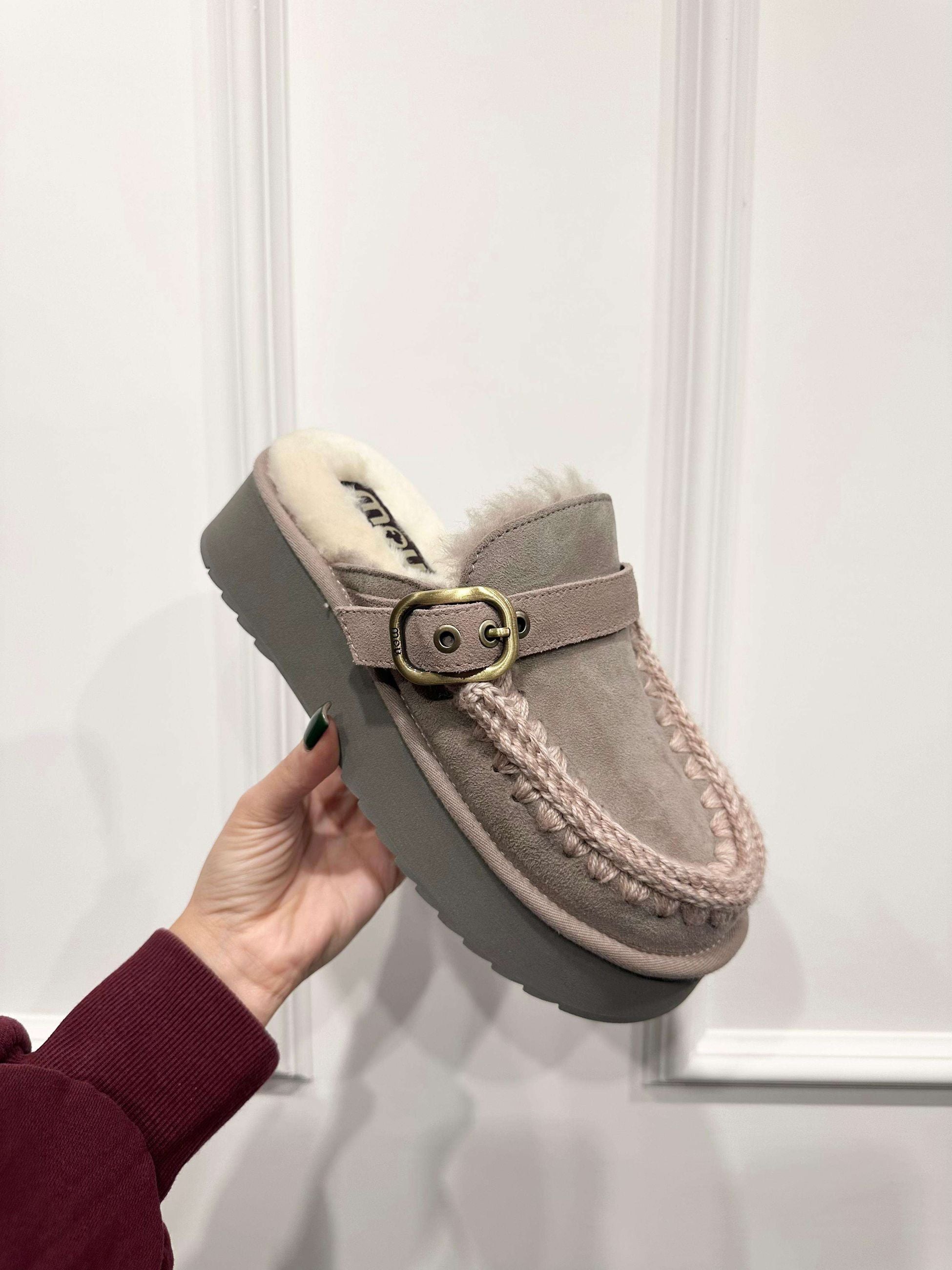 Mou Platform Clog Suede